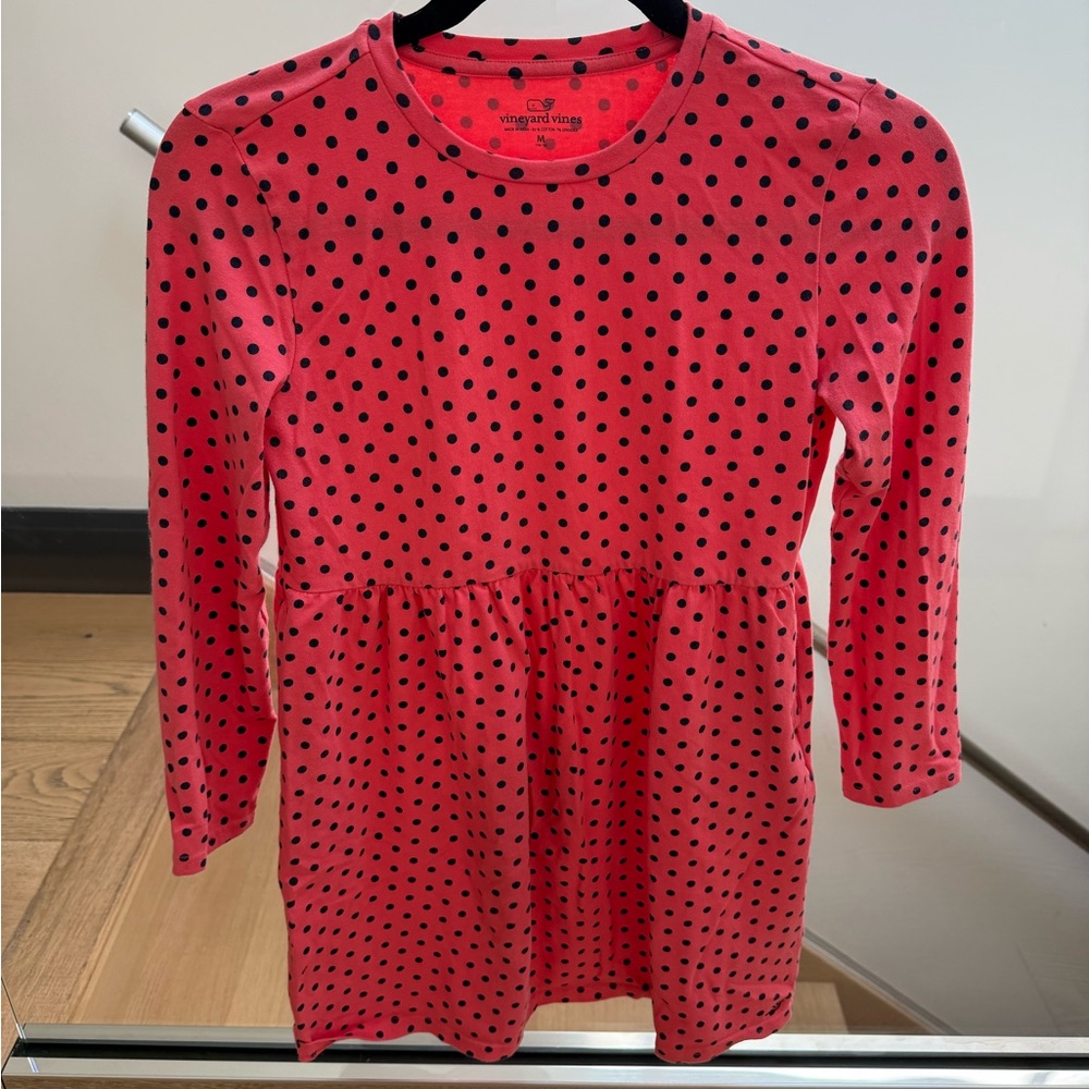 Vineyard Vines Red Top with Black Polka Dots size M (10-12)
